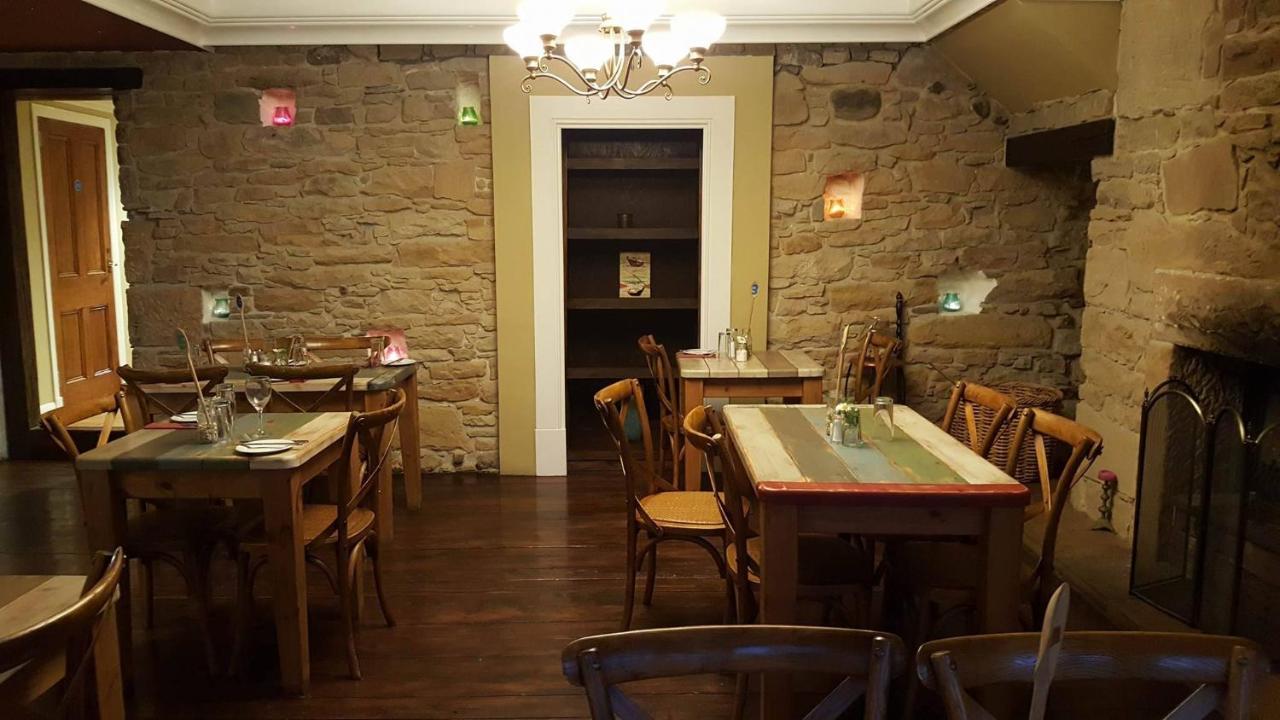 The Ship Inn Invergordon Buitenkant foto